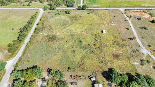 105 County Road 1659, Chico, TX 76431