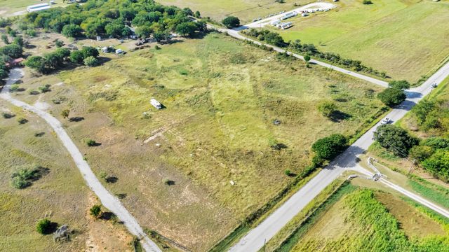 105 County Road 1659, Chico, TX 76431