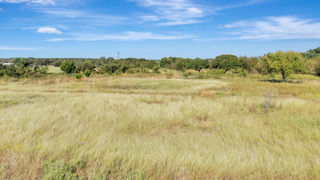 105 County Road 1659, Chico, TX 76431