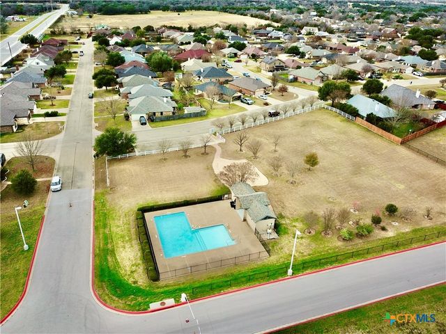 2310 Carriage House Drive, Temple, TX 76502