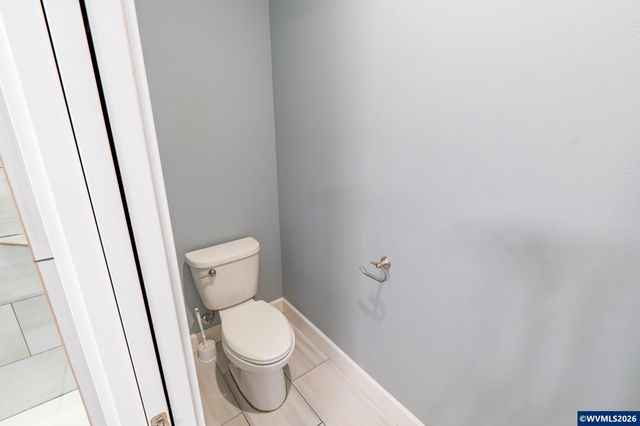 3308 Darrin St NW, Salem, OR 97304