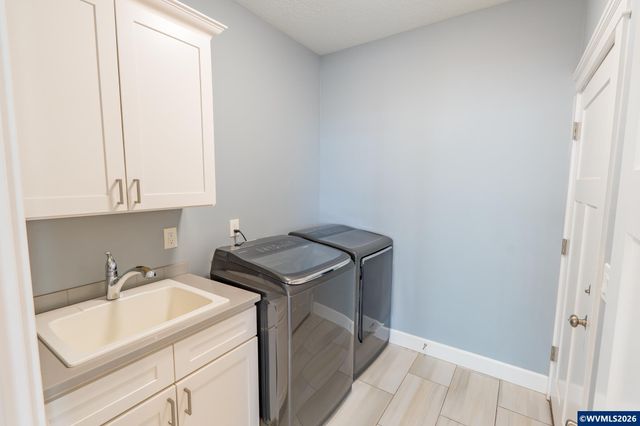 3308 Darrin St NW, Salem, OR 97304