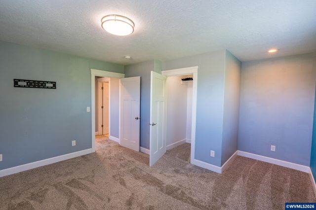3308 Darrin St NW, Salem, OR 97304