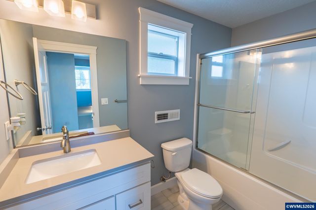 3308 Darrin St NW, Salem, OR 97304