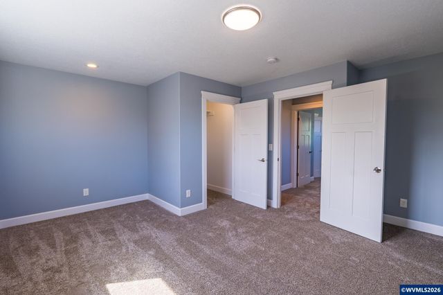 3308 Darrin St NW, Salem, OR 97304