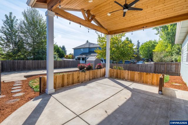 3308 Darrin St NW, Salem, OR 97304