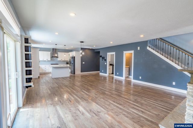 3308 Darrin St NW, Salem, OR 97304