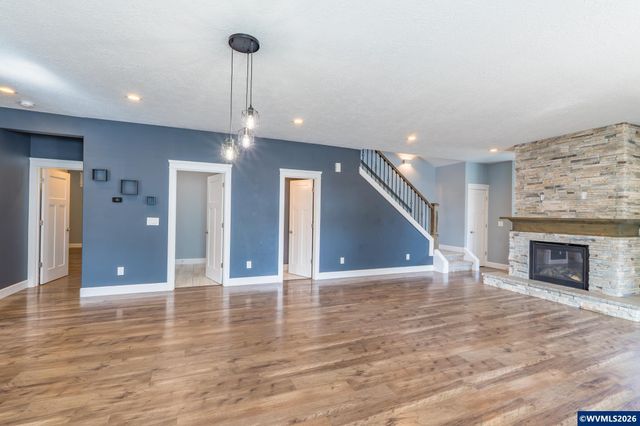 3308 Darrin St NW, Salem, OR 97304