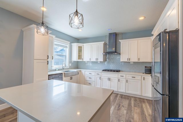 3308 Darrin St NW, Salem, OR 97304