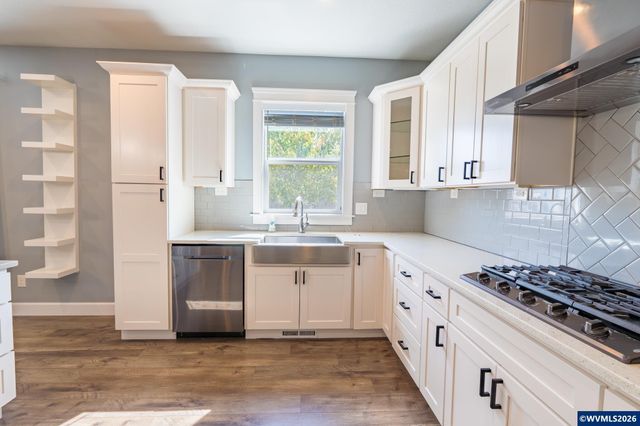 3308 Darrin St NW, Salem, OR 97304