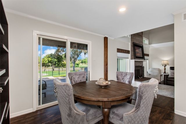 2925 Country Place Circle, Carrollton, TX 75006