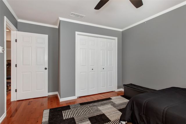 2925 Country Place Circle, Carrollton, TX 75006
