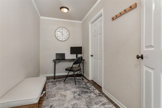 2925 Country Place Circle, Carrollton, TX 75006