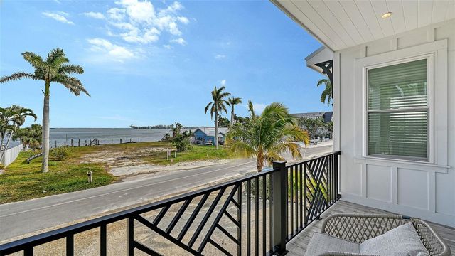 2206 AVENUE A, Bradenton Beach, FL 34217