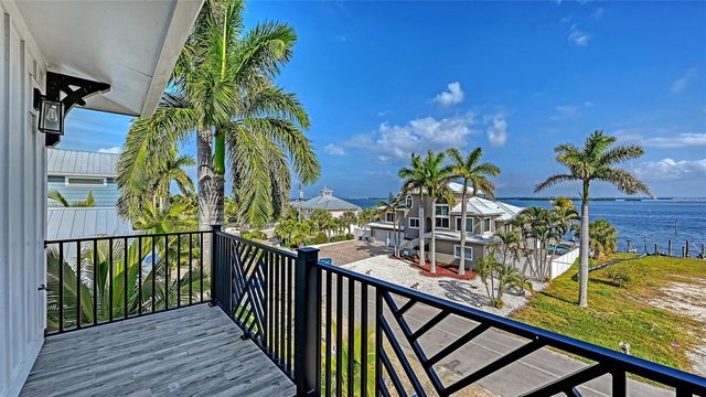 2206 AVENUE A, Bradenton Beach, FL 34217