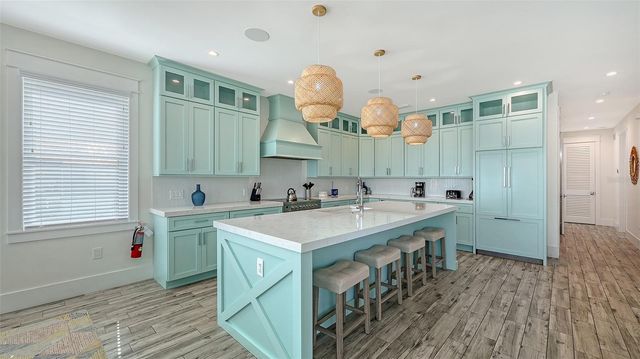 2206 AVENUE A, Bradenton Beach, FL 34217