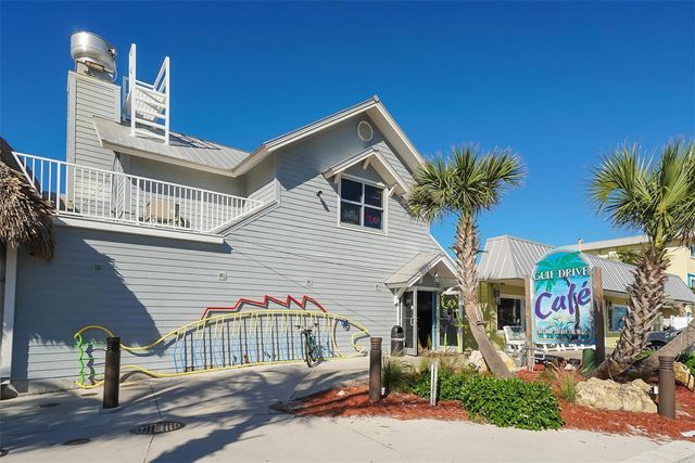 2206 AVENUE A, Bradenton Beach, FL 34217