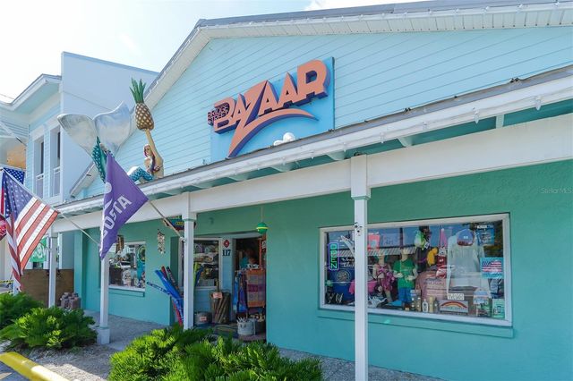 2206 AVENUE A, Bradenton Beach, FL 34217