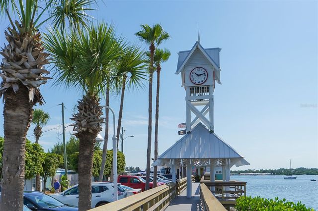 2206 AVENUE A, Bradenton Beach, FL 34217