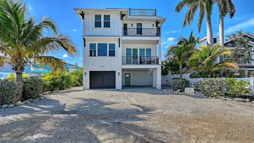2206 AVENUE A, Bradenton Beach, FL 34217