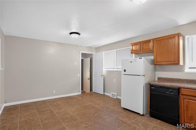 10226 Green Valley Drive, St Louis, MO 63136