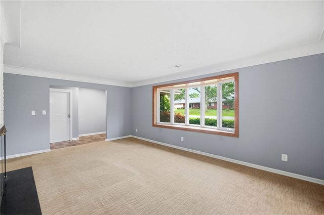2372 Banyon Drive, Beavercreek, OH 45431