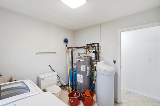 2372 Banyon Drive, Beavercreek, OH 45431