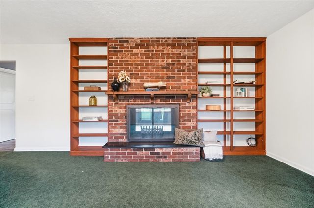 2372 Banyon Drive, Beavercreek, OH 45431
