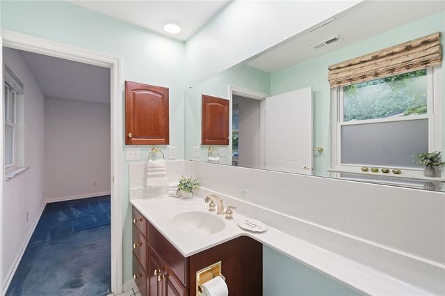 2372 Banyon Drive, Beavercreek, OH 45431