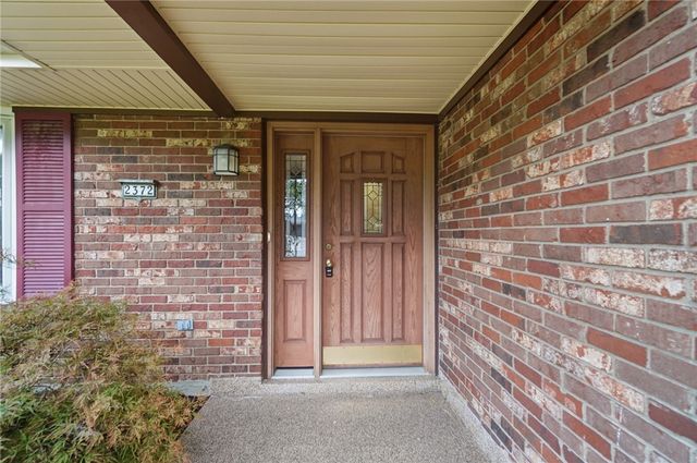 2372 Banyon Drive, Beavercreek, OH 45431