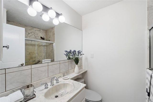 2372 Banyon Drive, Beavercreek, OH 45431