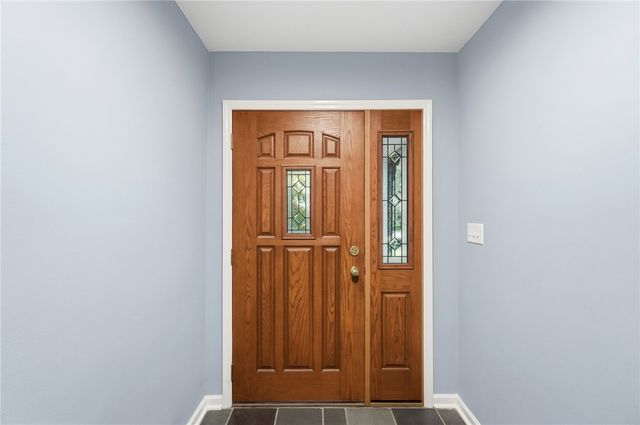 2372 Banyon Drive, Beavercreek, OH 45431