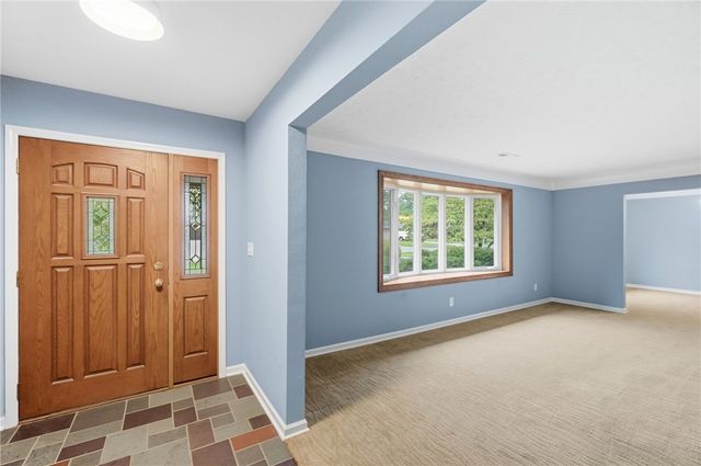 2372 Banyon Drive, Beavercreek, OH 45431