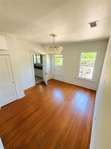 3212 E Oakmont BLVD B, Austin, TX 78703