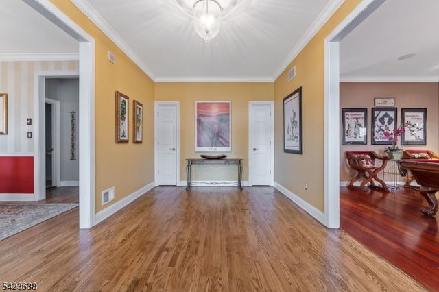 2 Lance Dr, Lebanon Twp., NJ 07830