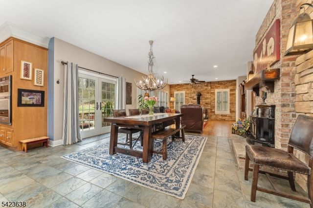 2 Lance Dr, Lebanon Twp., NJ 07830