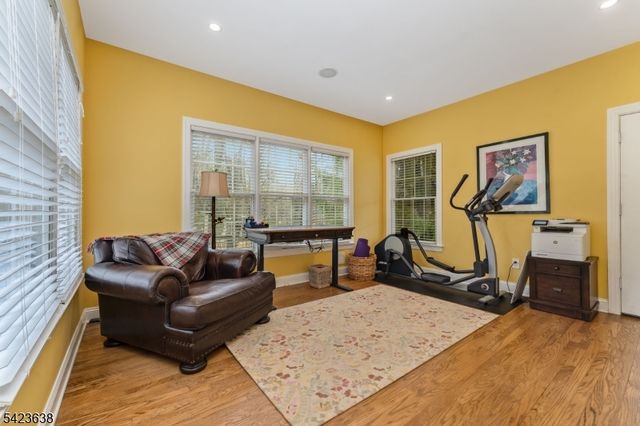 2 Lance Dr, Lebanon Twp., NJ 07830