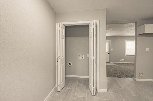 11014 Cambridge Avenue, Kansas City, MO 64134