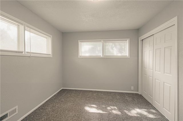 11014 Cambridge Avenue, Kansas City, MO 64134