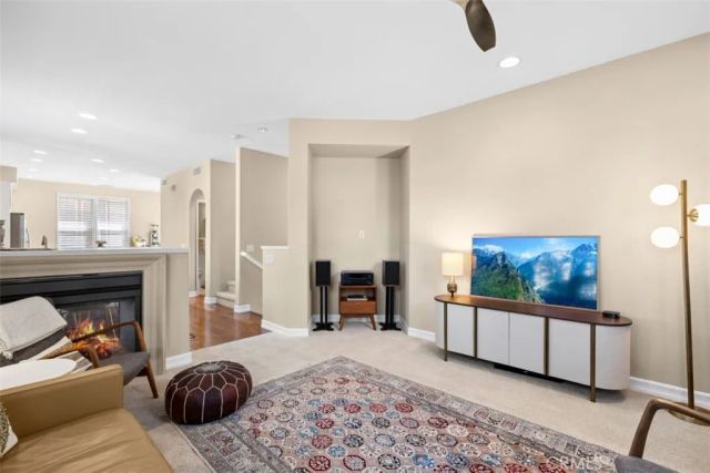 214 Tall Oak, Irvine, CA 92603