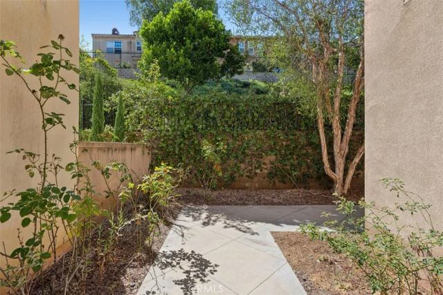 214 Tall Oak, Irvine, CA 92603