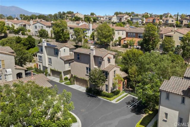 214 Tall Oak, Irvine, CA 92603