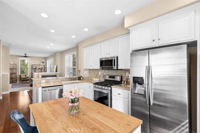 214 Tall Oak, Irvine, CA 92603