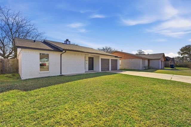 8630 Winewood Drive, Houston, TX 77044
