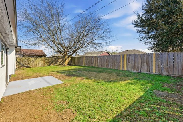 8630 Winewood Drive, Houston, TX 77044