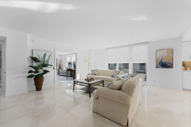 500 Ocean Drive E-2d, Juno Beach, FL 33408