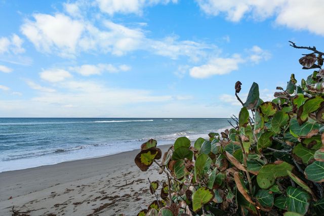 500 Ocean Drive E-2d, Juno Beach, FL 33408