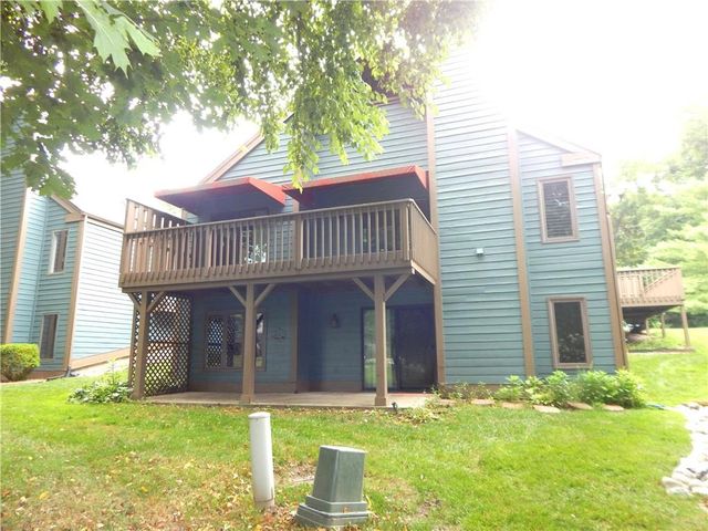 306 LAKESIDE Drive, Liberty, MO 64068