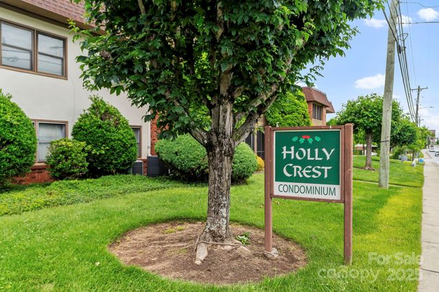 427 6th Avenue W Unit B-8, Hendersonville, NC 28739