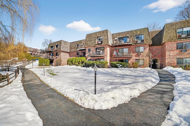 6 Briarcliff Drive S 3, Ossining, NY 10562